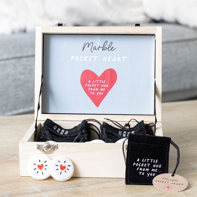 Pocket Hug Heart Sentiment Valentine Stones