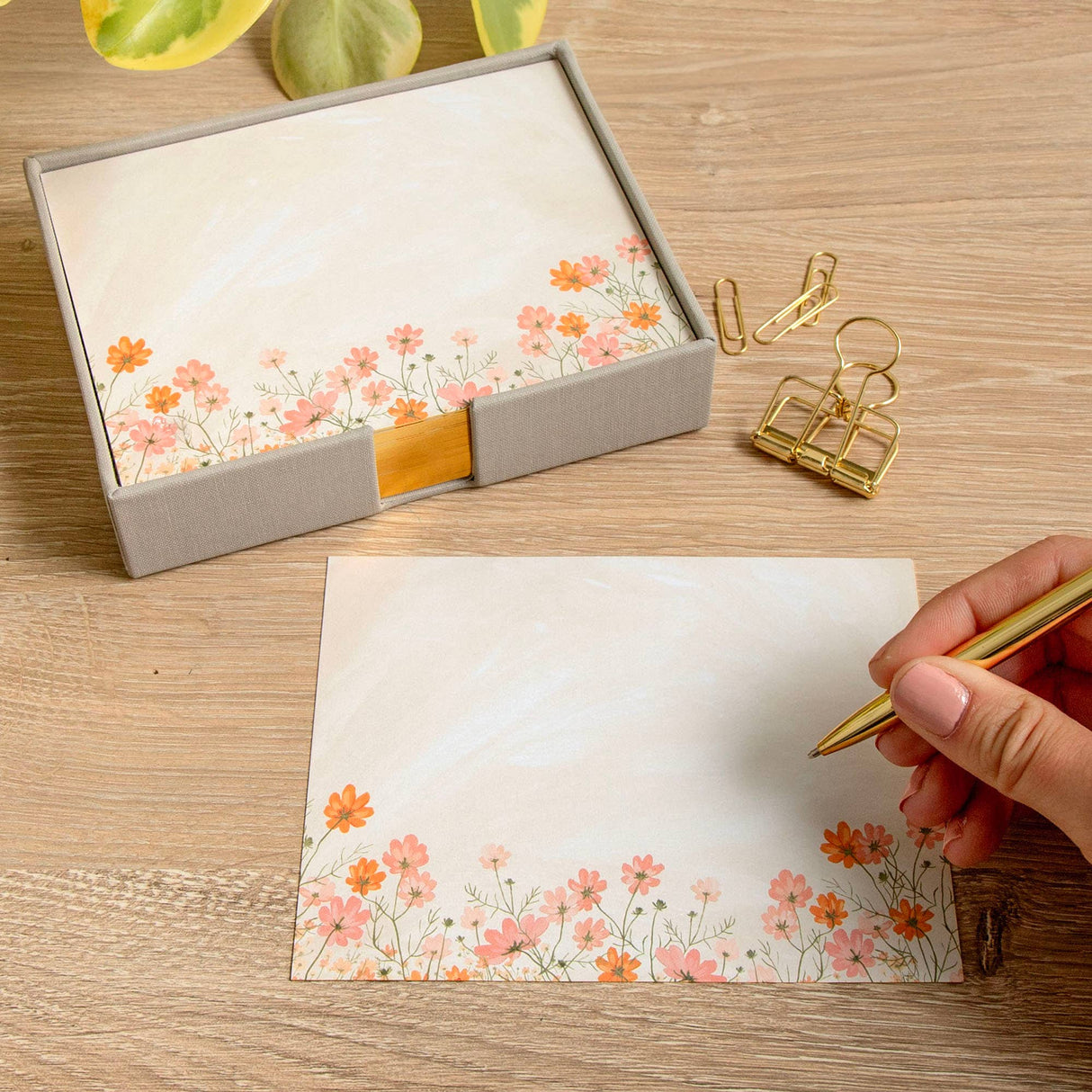 Alma Desk Jotter