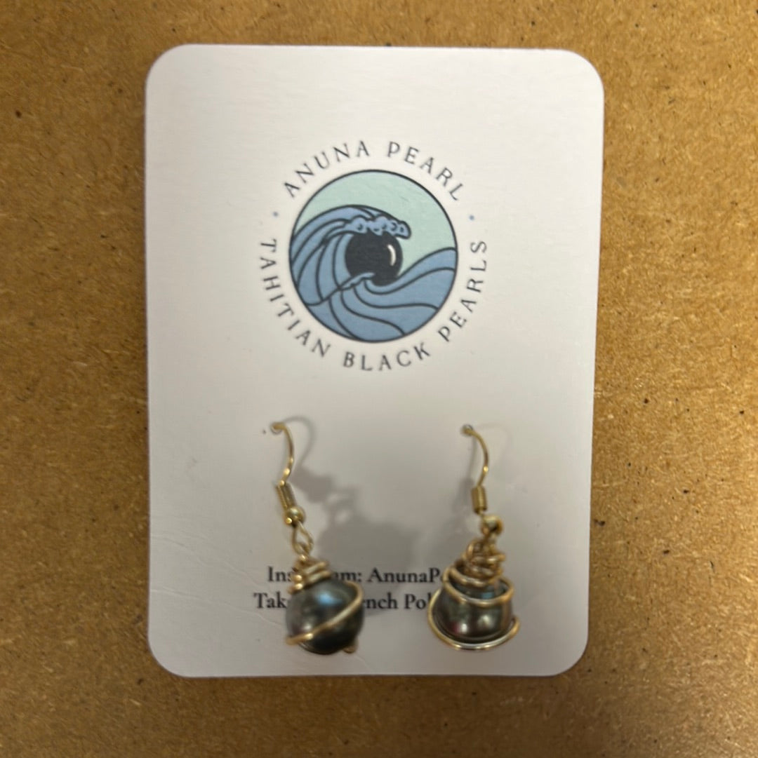 Anuna Pearl Dangle