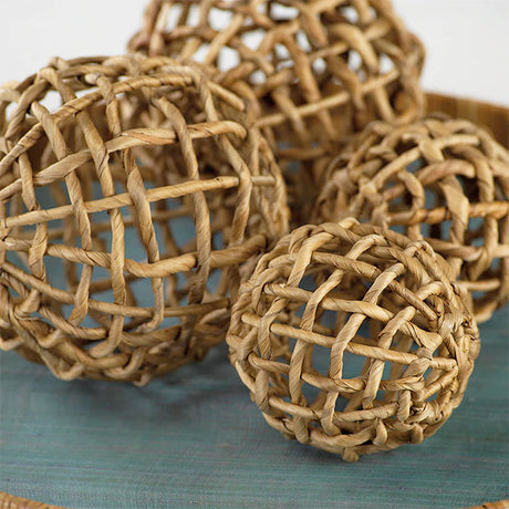 Water Hyacinth Twisted 7" Ball
