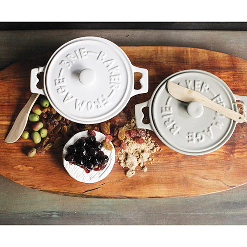 Brie Baker with Lid and Spreader,